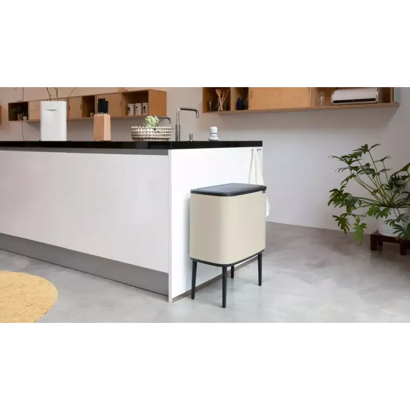 Brabantia Bo Touch šiukšliadėžė 34 L 2 krepšiai Smėlio spalva Plotis 540 mm Gylis 312 mm Aukštis 680 mm
