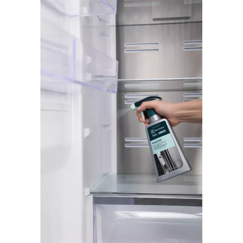 Electrolux šaldytuvo valymo purškiklis M3RCS301 — šaldytuvo priežiūros purškiklis vidaus paviršiams