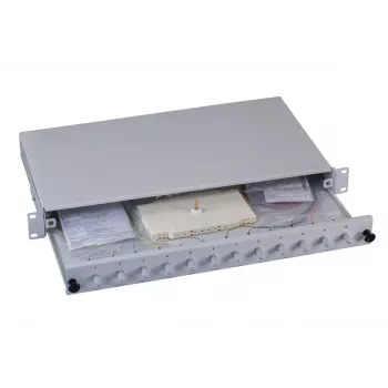 Pataisų skydelis 1U EFB Elektronik B71006.12OM4 — ST šviesolaidinės jungtys, metalinis, 483×44,5×244 mm