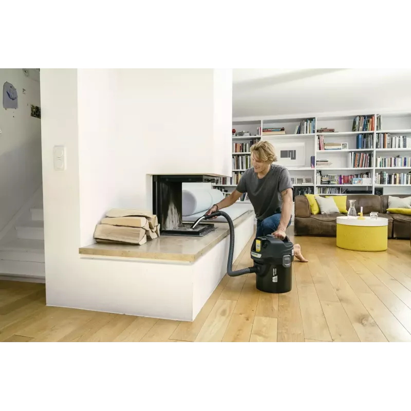 Dulkių siurblys Kärcher AD 2 juodas 14 L 230 W
