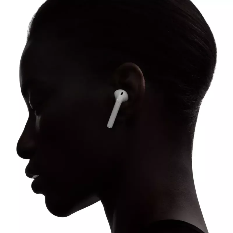 Apple AirPods (2 kartos) ausinės