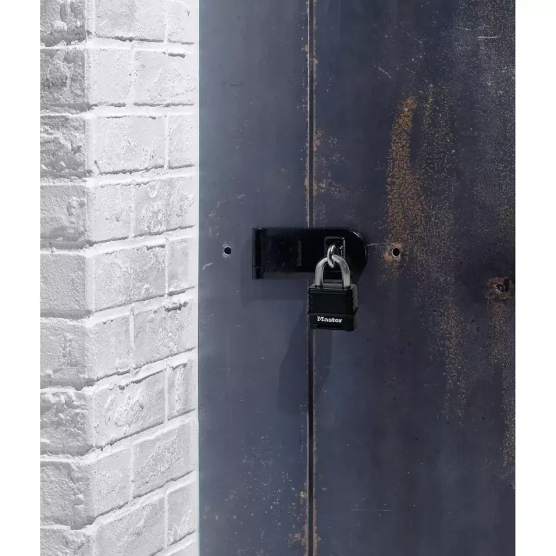 Pakabinama spyna MASTER LOCK M178EURD 57 mm pločio Excell cinko korpusas, nustatoma savo derinį, juoda