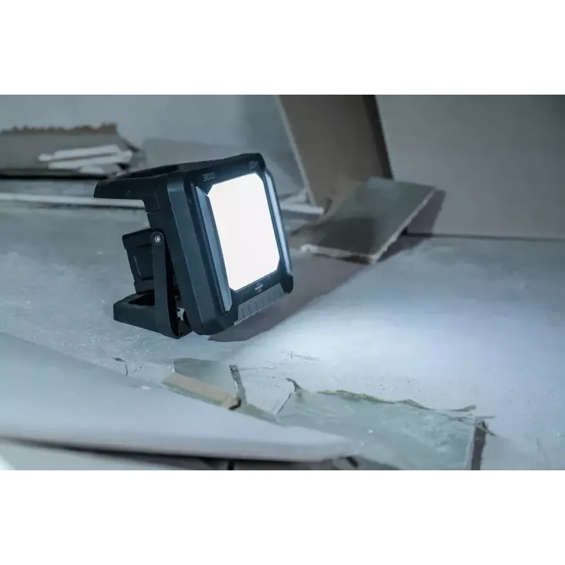 Laisvai pastatomas darbo šviestuvas Brennenstuhl Multi baterija 27 W LED 3150 lm Juodas