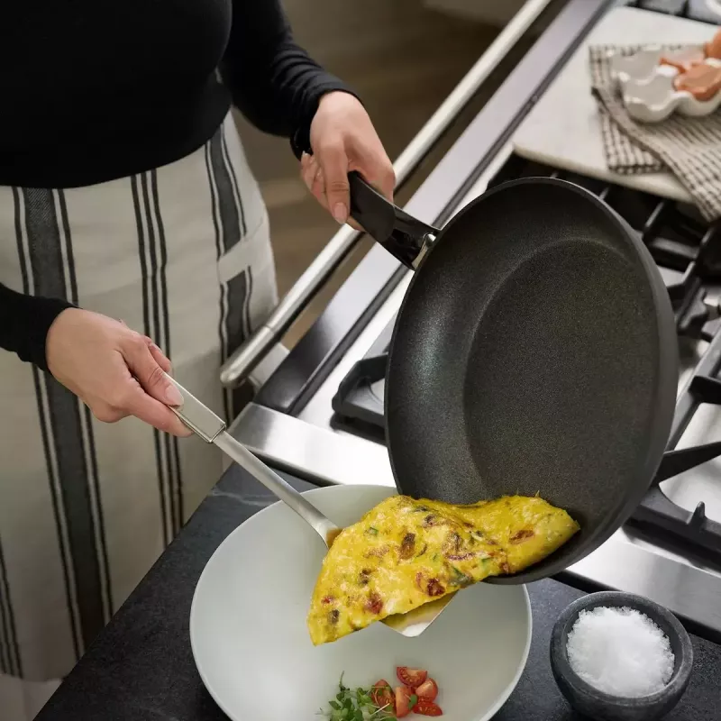 Universali keptuvė Fissler Adamant Classic Round 28 cm, juoda