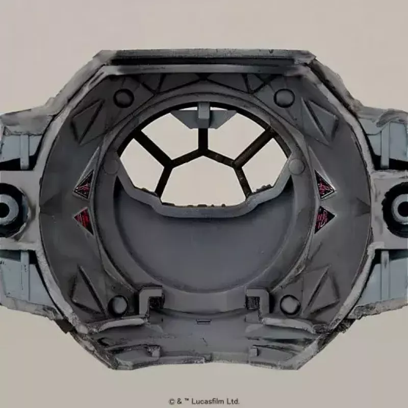 Plastikinis modelio rinkinys REVELL TIE Interceptor mastelis 1:72 – surinkimo rinkinys parodomajam modeliui
