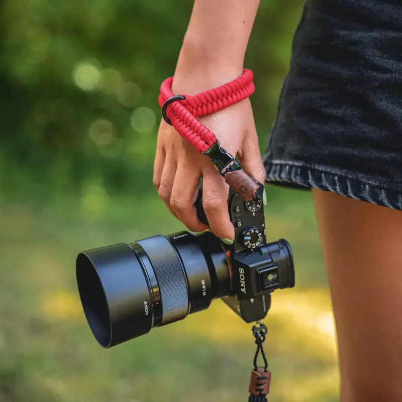 Fotoaparato dirželis MOBOTIX C-Rope Claw skirtas skaitmeniniams fotoaparatams, nailoninis, tamsiai mėlynas, maks. ilgis 30 cm