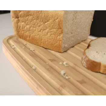Stačiakampė baltos spalvos duonos dėžutė „Joseph Joseph Bread Bin“