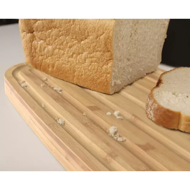 Stačiakampė baltos spalvos duonos dėžutė „Joseph Joseph Bread Bin“