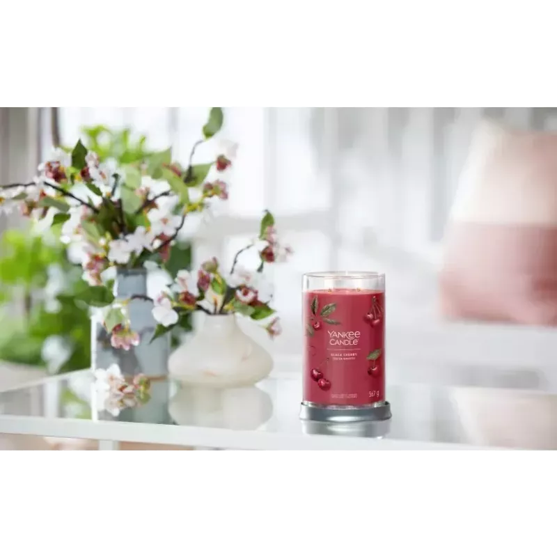 Vaškinė žvakė Yankee Candle 1724478E vyšninė raudona 149 mm 567 g