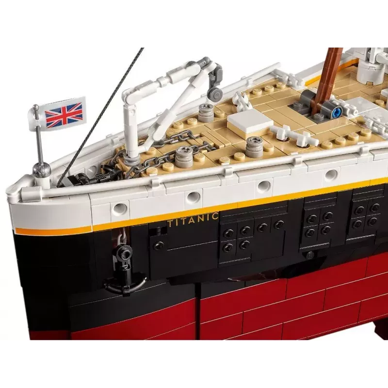 LEGO rinkinys ICONS 10294 Titanic modelio kopija — 9 090 detalių, 18+