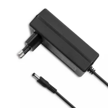Maitinimo adapteris Qoltec 50779 Vidiniam naudojimui 20 W Juodas