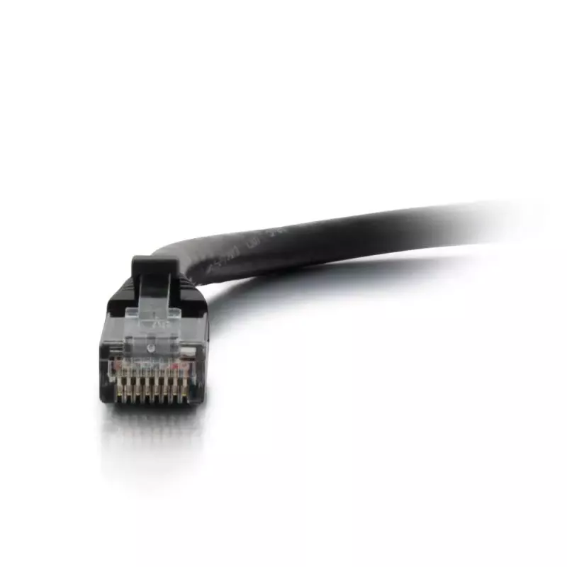 C2G 0,5 m Cat5e su apsaugine įvore neekranuotas tinklo komutacinis kabelis, juodas