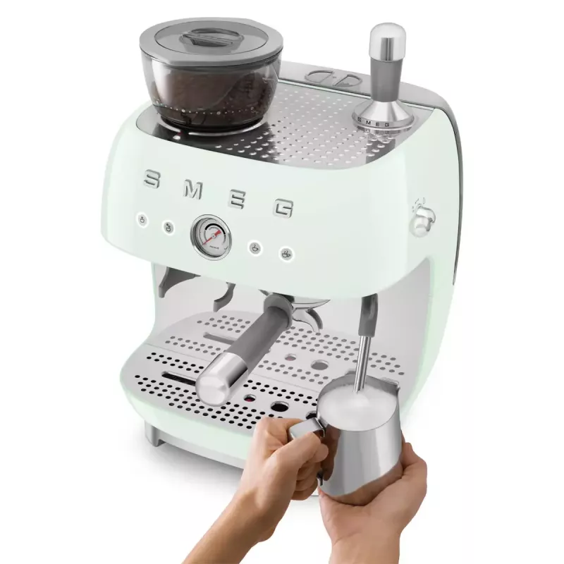 Espreso aparatas Smeg 2,4 L EGF03PGEU