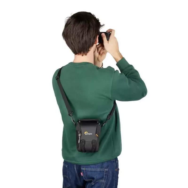 Diržinė dėklo Lowepro Adventura SH 115 III juodas su peties dirželiu