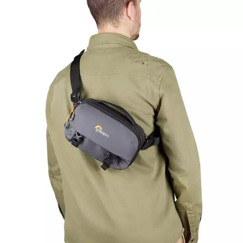 Nešiojamas krepšys Lowepro LP37467-PWW pilkas su petnešomis