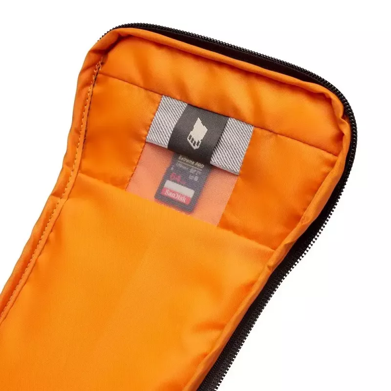 Kompaktiškas dėklas Lowepro GearUp Creator Box M II juodai pilkas