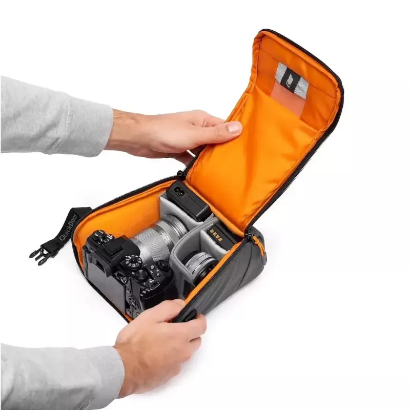 Kompaktiškas dėklas Lowepro GearUp Creator Box M II juodai pilkas