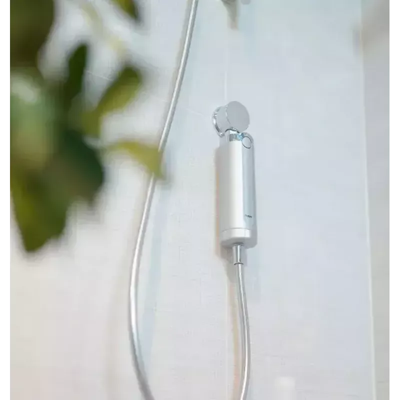 BWT Quick & Clean anti-kalkių dušo filtro sistema, balta