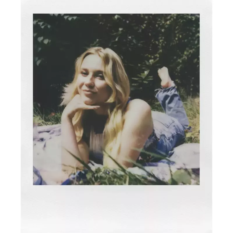 Momentinė kamera POLAROID Now Gen 3 Coral 9156 — analoginė momentinė filmų kamera, spalva Coral
