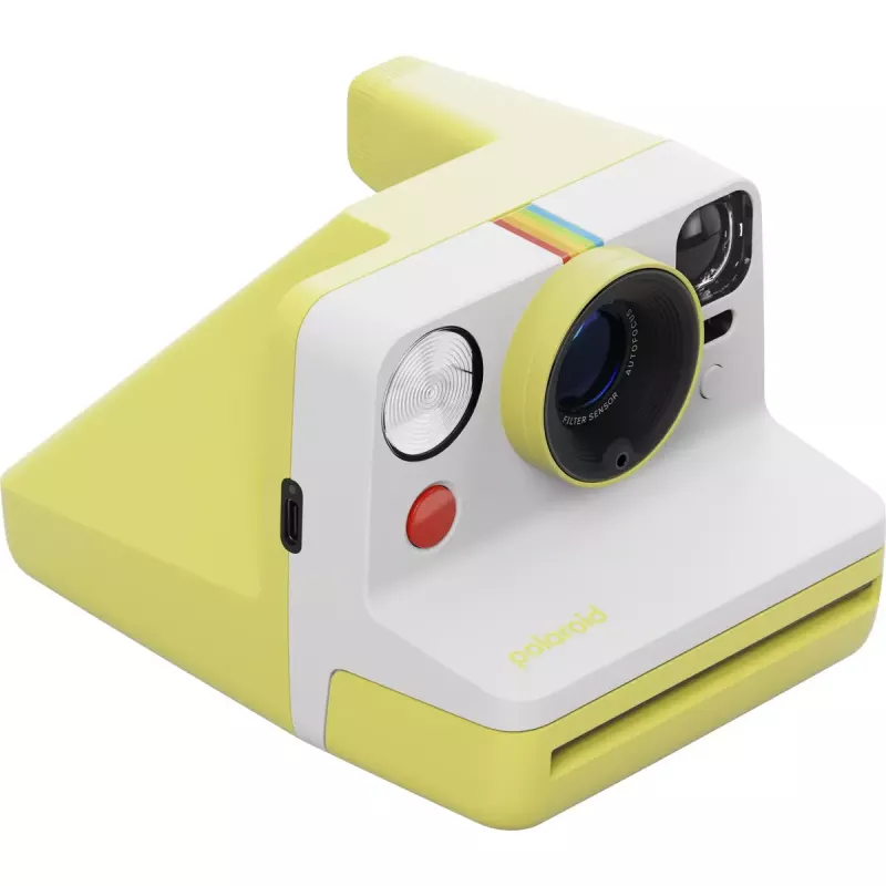 Momentinė kamera POLAROID Now Gen 3 Geltona — modelis 9158, analoginė momentinės spaudos kamera, integruota blykstė