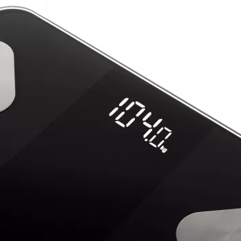 Adler Smart Bathroom Scale AD 8186b automatinis išsijungimas kūno riebalų analizė kūno masės indekso (KMI) matavimas kaulų masės analizė maksimali apkrova 180 kg atminties funkcija keliems naudotojams