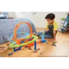 Hot Wheels Action Loop Cyclone Challenge trasos rinkinys su 1:64 mastelio mašinėle, lengvas saugojimas