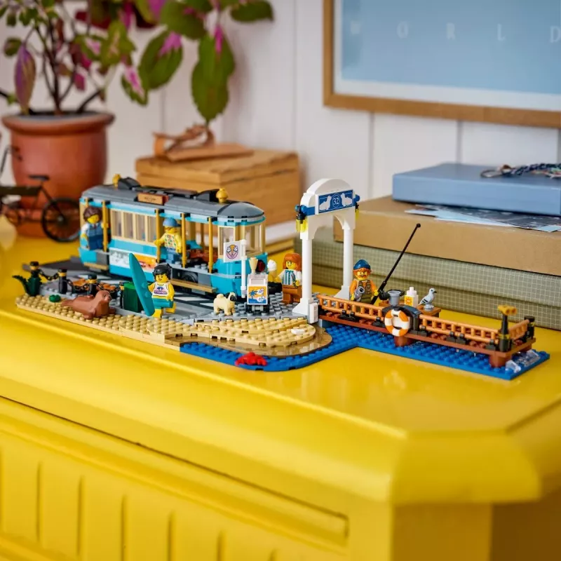 LEGO City 60506 Klasikinis paplūdimio tramvajus (693 d.)