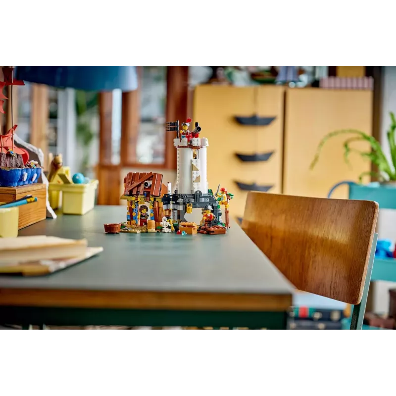 LEGO Creator 3-in-1 31387 Ikoniškas piratų laivas (1074 d.)