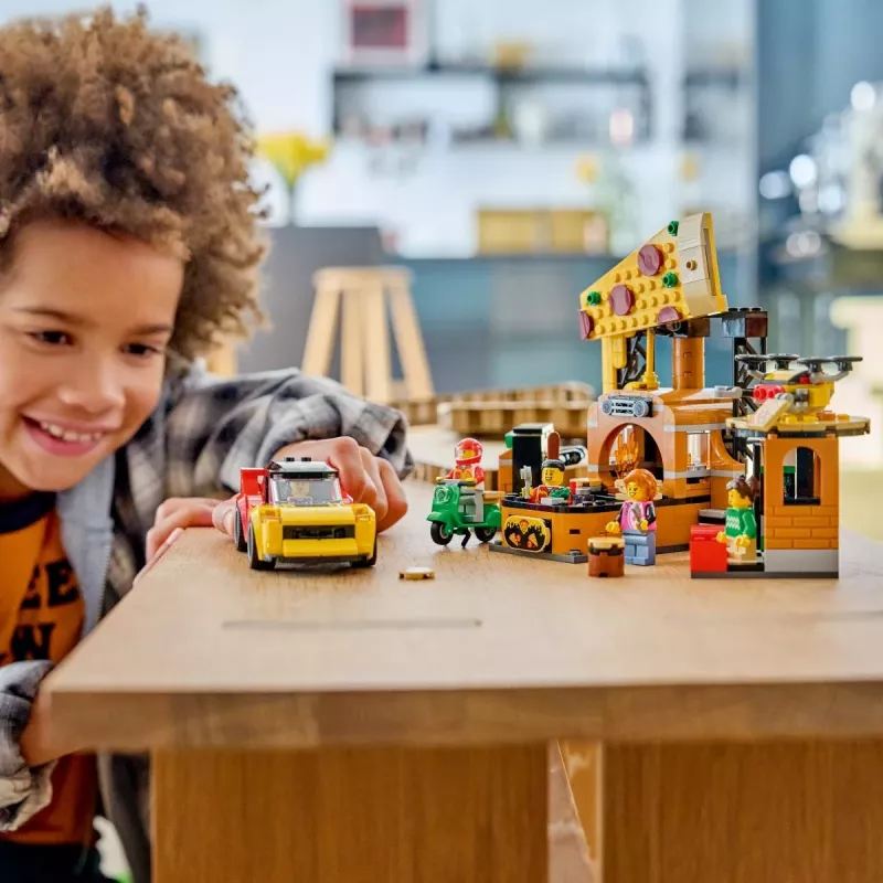 LEGO City 60496 Picos pristatymo patirtis su transportu (494 d.)