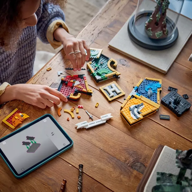 LEGO Harry Potter 76462 Hogvartso namų herbas (545 d.)