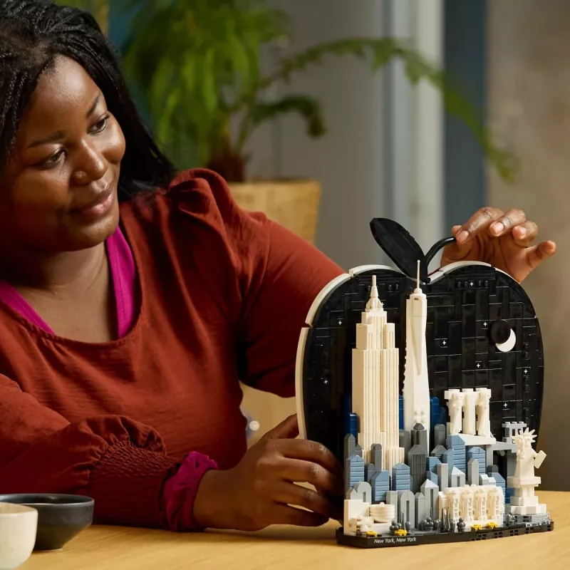 LEGO Architecture 21066 Niujorkas - Didysis obuolys (1465 d.)
