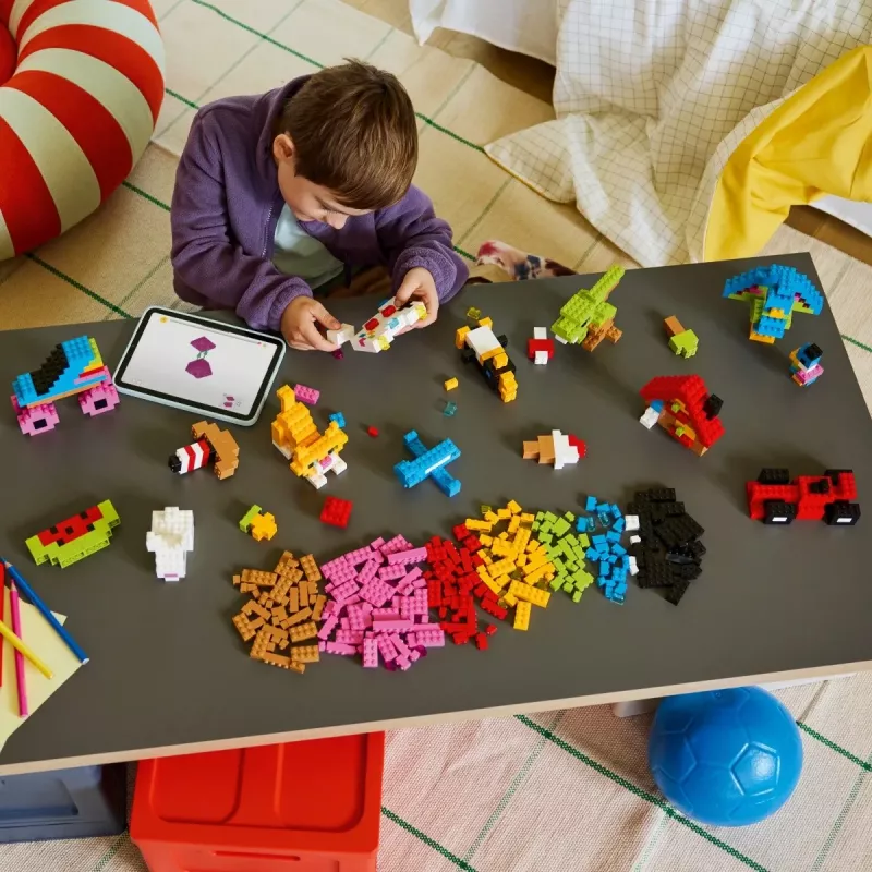 LEGO Classic 11045 Kūrybiškos spalvotos kaladėlės (820 d.)