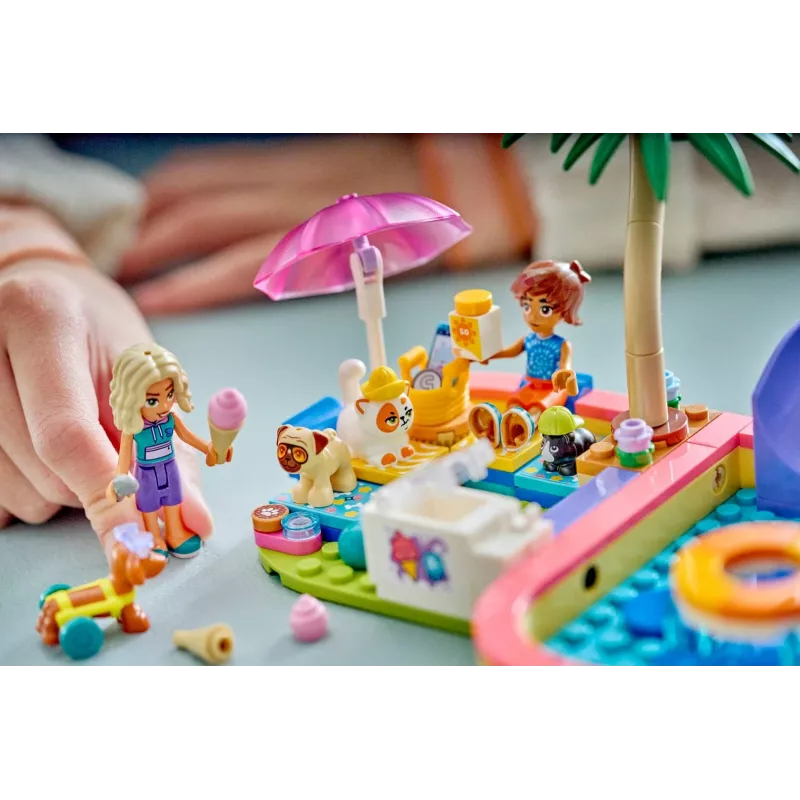 LEGO Friends 42676 Fun Water Park Day