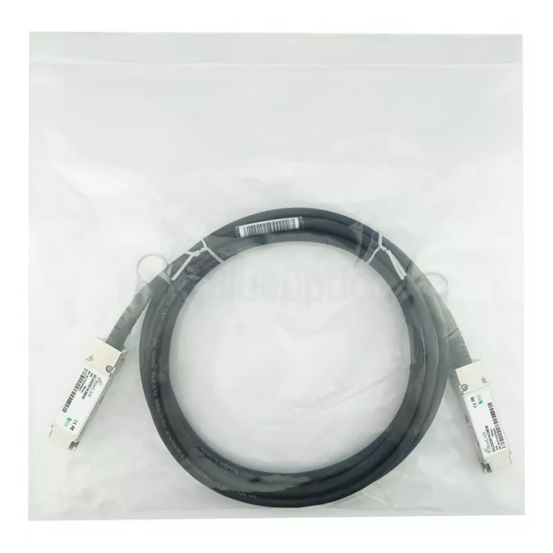 BlueOptics Networks 10313 suderinamas BlueLAN DAC QSFP+ 40GBASE-CR4 pasyvus tiesioginio prijungimo kabelis, 3 m (10313-BL)