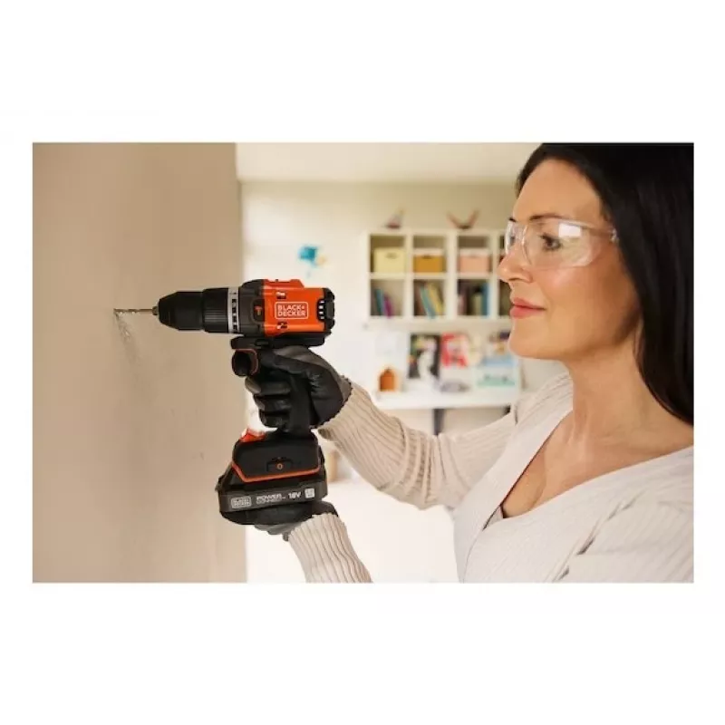 Black & Decker BLD683XN-XJ Laidinis smūginis gręžtuvas 680W 13mm Raktinis griebtuvas 0-3000 RPM Juoda/Oranžinė