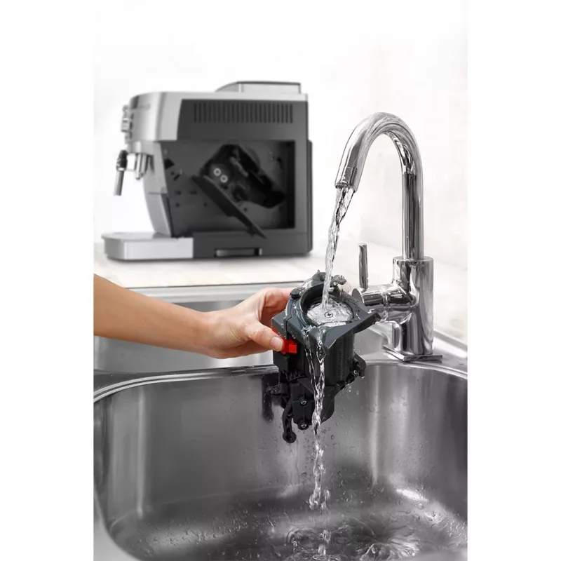 DeLonghi Magnifica S ECAM250.31.SB Pilnai automatinė espresso kavos aparatas - sidabrinis