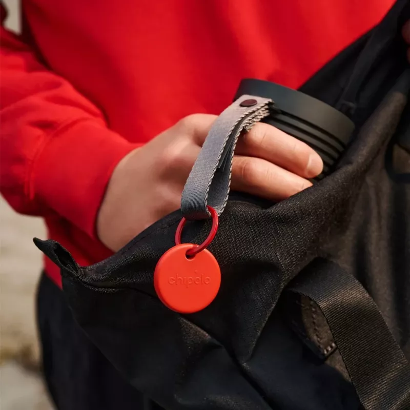 Chipolo POP Bluetooth Tracker su keičiama baterija, skirta iOS ir Android, mėlyna