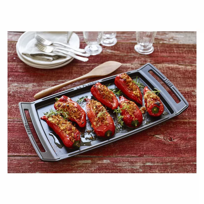 Staub Stačiakampis ketaus kepimo indas su dangčiu, juodas, tinkamas indukcijai, 38 cm