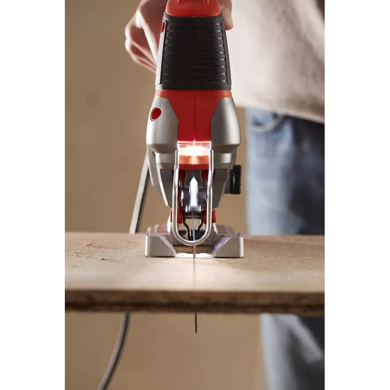 Black & Decker BES610K-QS 650W Pendulinis pjūklas dėžutėje