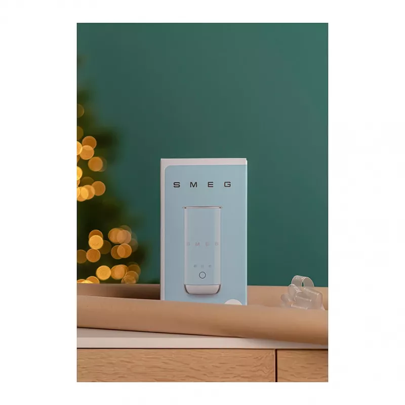 Smeg MFF02BLEU Pieno putotojas, 3 funkcijos, nelipni danga, 500 W, pastelinė mėlyna