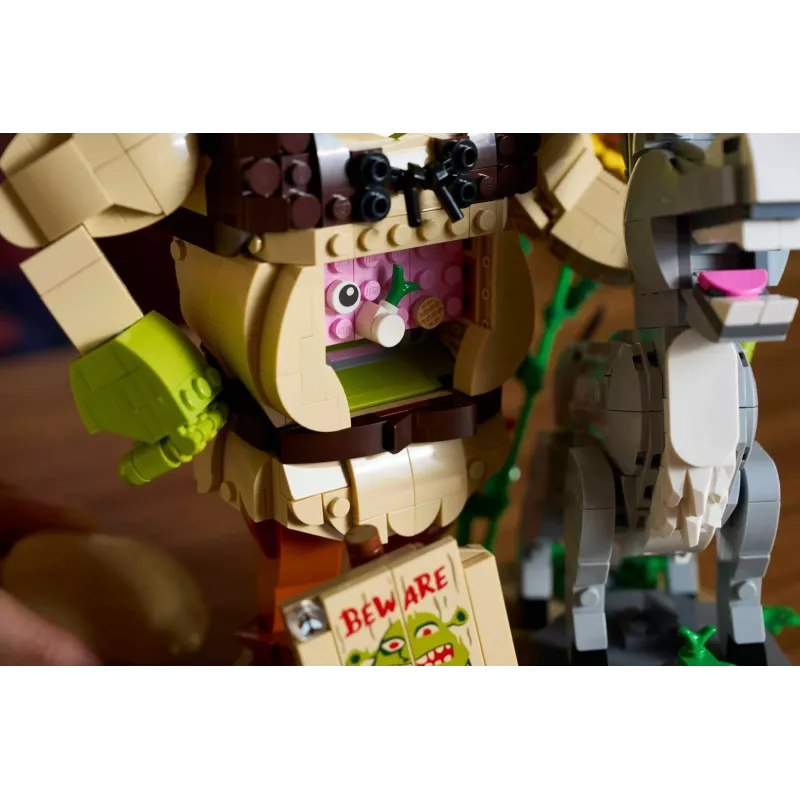 LEGO ICONS 72423 Šrekas, Asiliukas ir Katinas su Batais