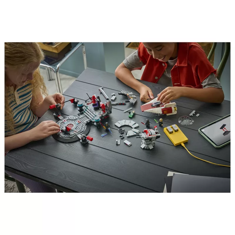 LEGO Star Wars SMART Play: A-Wing ir Sosto kambario dvikova (75427)