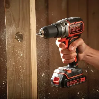 Black & Decker BL186KB-QW 18V belaidis bešepetinis perforatorinis gręžtuvas 1650 RPM (2x1.5Ah baterijos, įkroviklis, dėklas)