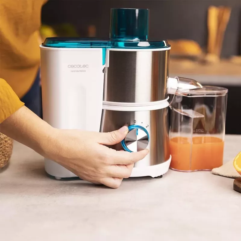 Cecotec Juice&Fresh 400 Titan White Centrifugal Juicer, 400 W, 2 greičiai, nerūdijančio plieno filtras, 1,2 L minkštimo talpykla, balta