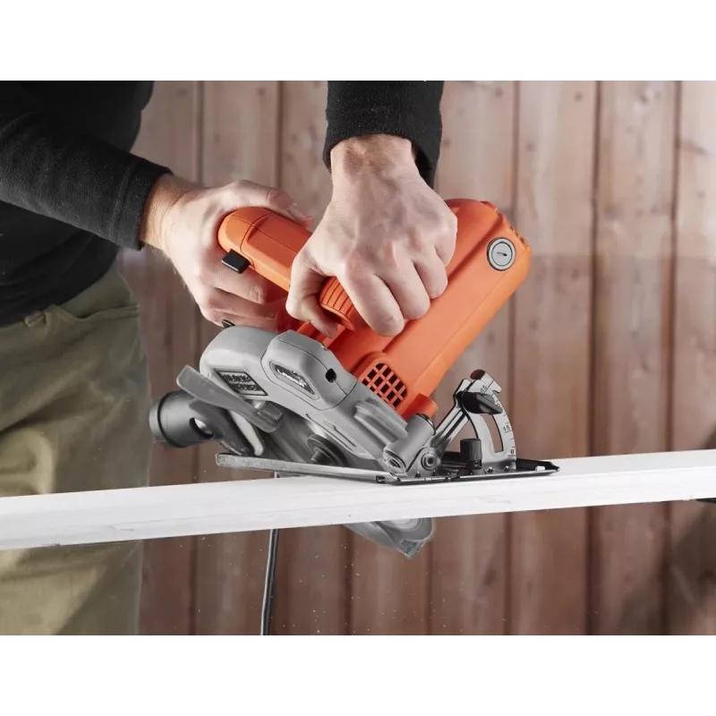 Black & Decker CS1250L-QS 1250W 190mm Diskinis pjūklas su lazeriniu kreiptuvu