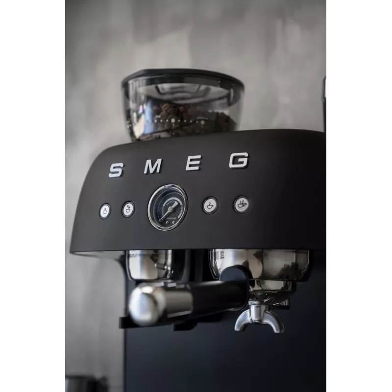 Smeg EGF03BLMEU Espresso kavos aparatas su malūnėliu, 1650 W, juodas