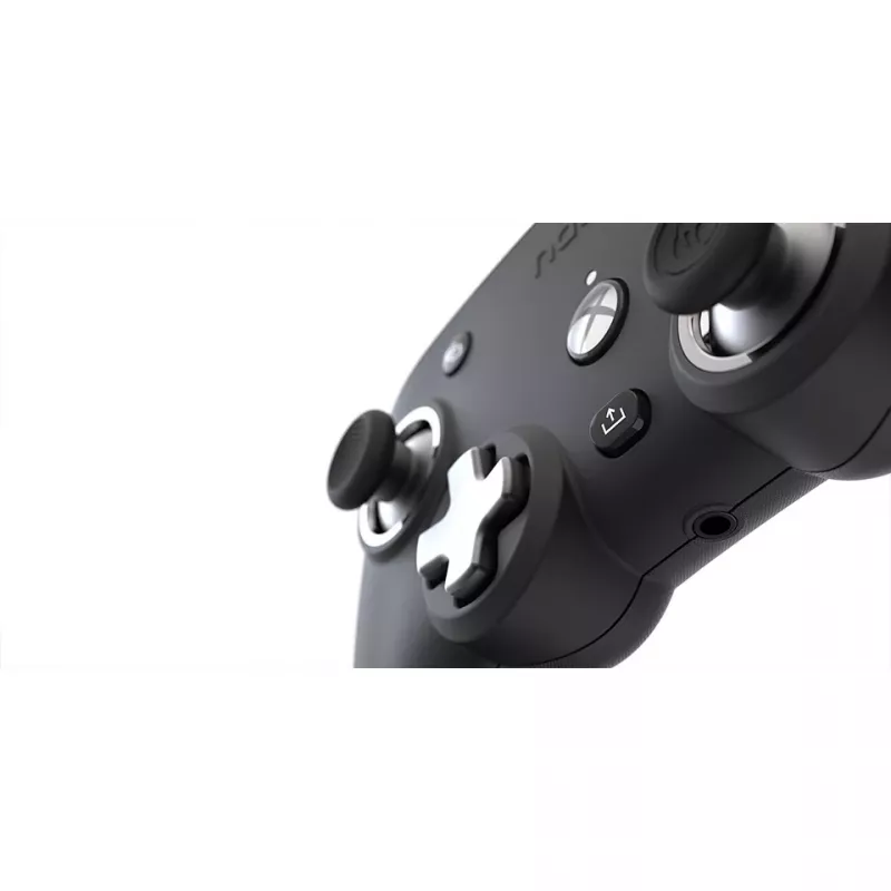 Nacon Compact Pro Wired Controller, skirtas Xbox Series X|S, Xbox One ir PC – baltas