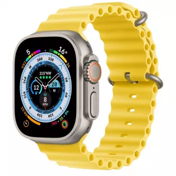 Apple Watch Ultra GPS + Cellular, 49mm Titanium Case su Yellow Ocean Band