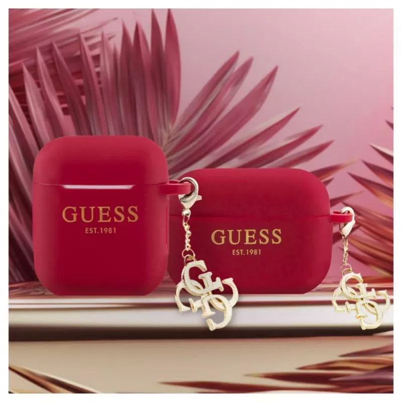 Guess Apple AirPods 1/2 dėklas silikoninis Classic Logo Gold su 4G pakabuku Magenta