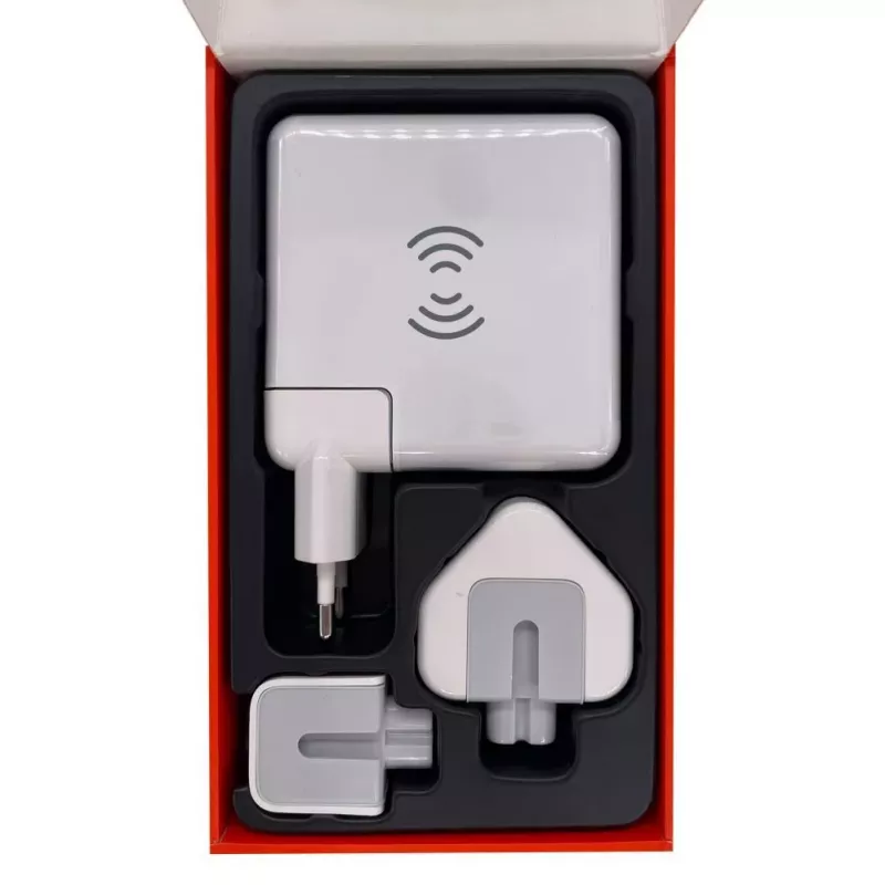 Evelatus Travel Adapter Wireless Charger EWC06 White